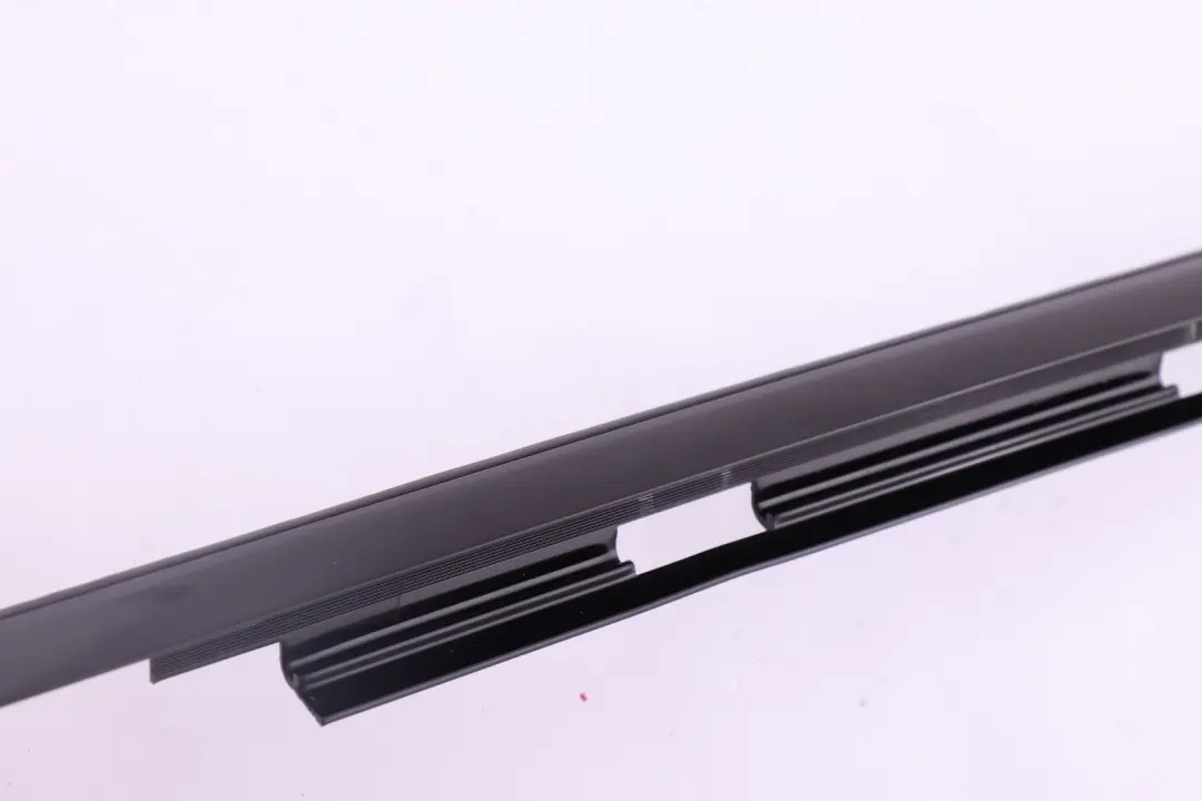 BMW X5 Series E53 Blende Fensterrahmen Tür hinten links 5134 - SKU 8257685 - Teilenummer 8257685