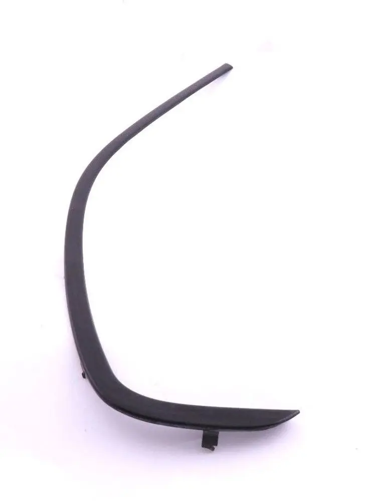 Seitenfenster Blende hinten oben rechts glanzschwarz black für BMW X5 E53 mit Teilenummer 8257688 BMW X5 E53 Seitenfenster Blende hinten oben rechts glanzschwarz black - SKU 8257688 - Teilenummer 8257688