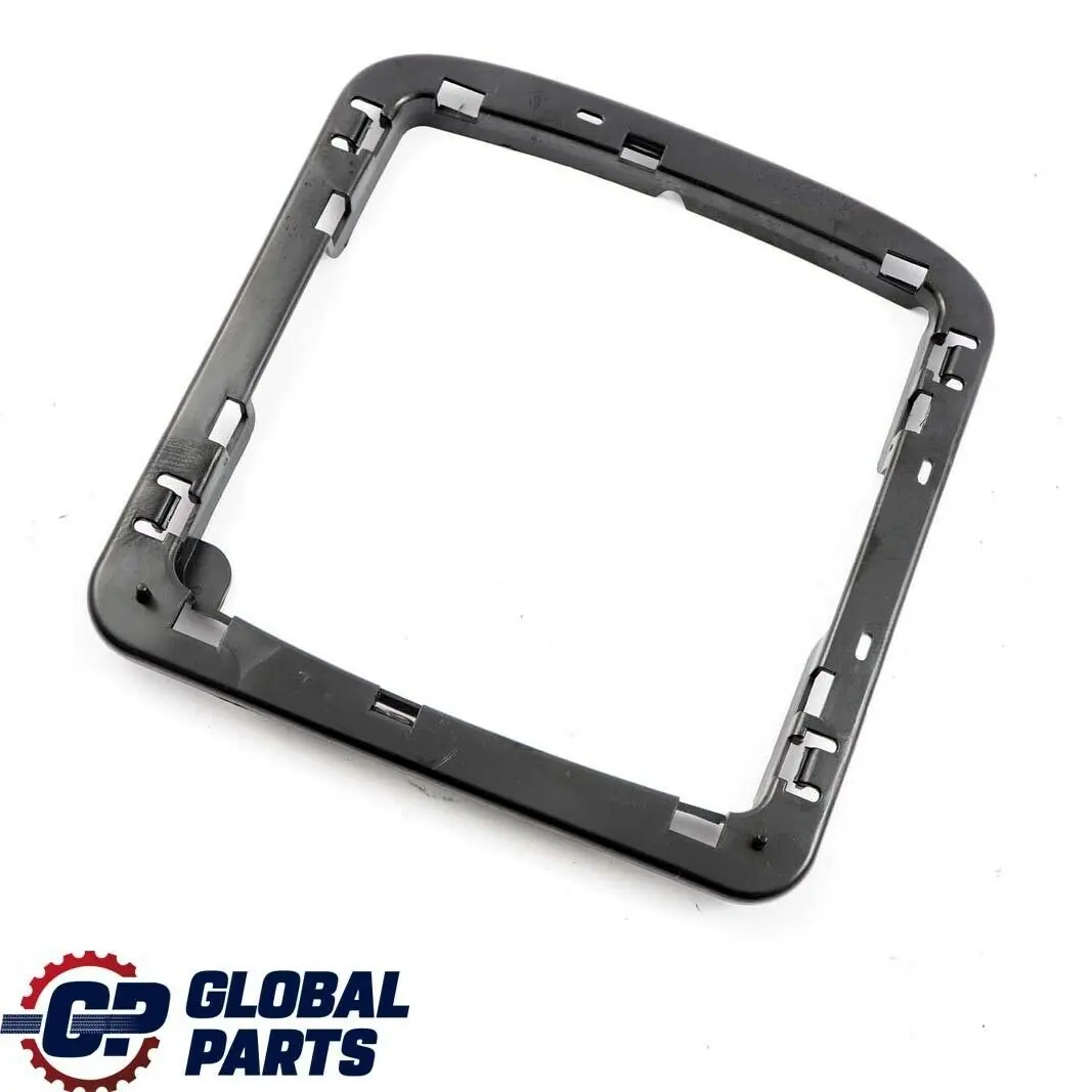 BMW X5 E53 Rahmenunterteil Amenagement Interieur Haut - SKU 8258000 - Numéro de pièce 8258000