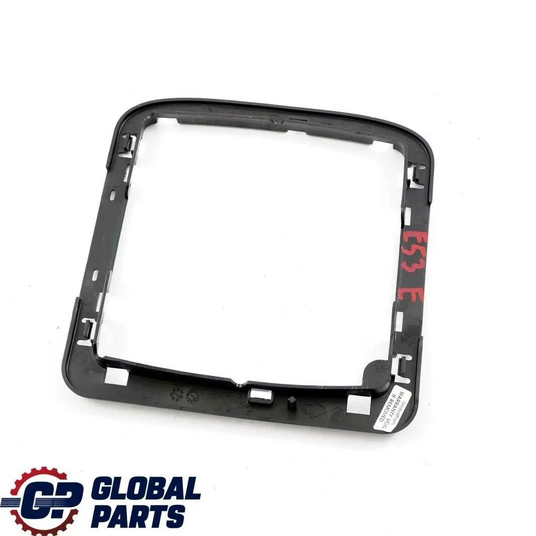 BMW X5 E53 Rahmenunterteil Amenagement Interieur Haut - SKU 8258000 - Numéro de pièce 8258000