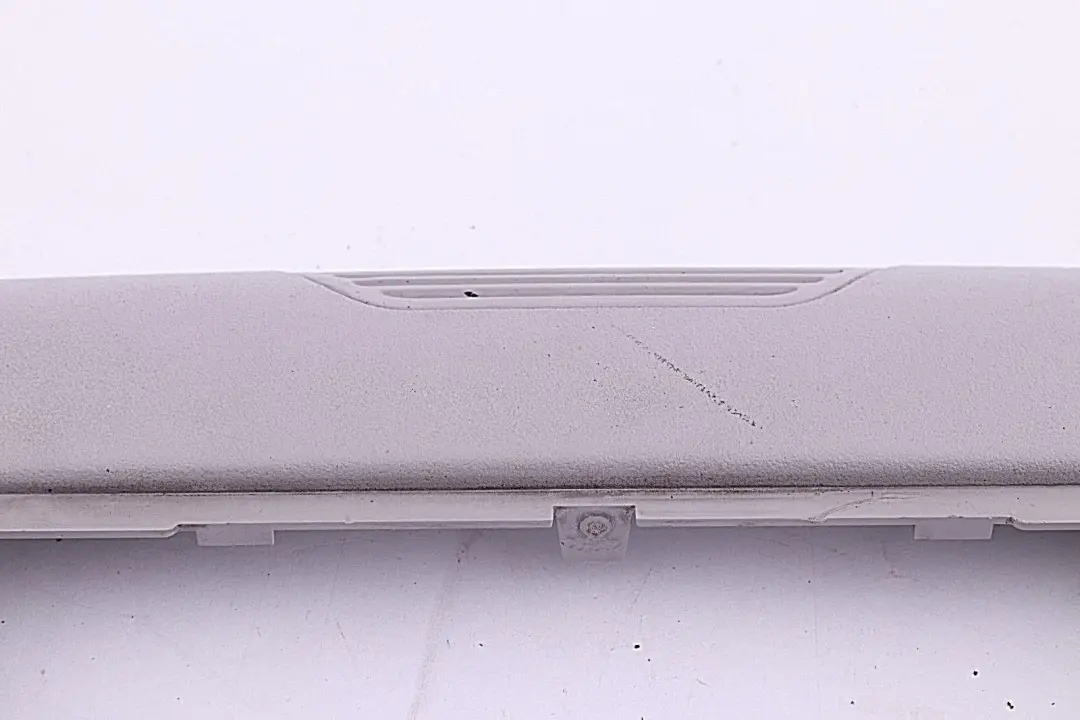BMW X5 E53 Panneau de la console de la garniture tête arrière Hellgrau 8258042 - SKU 8258038 - Numéro de pièce 8258038