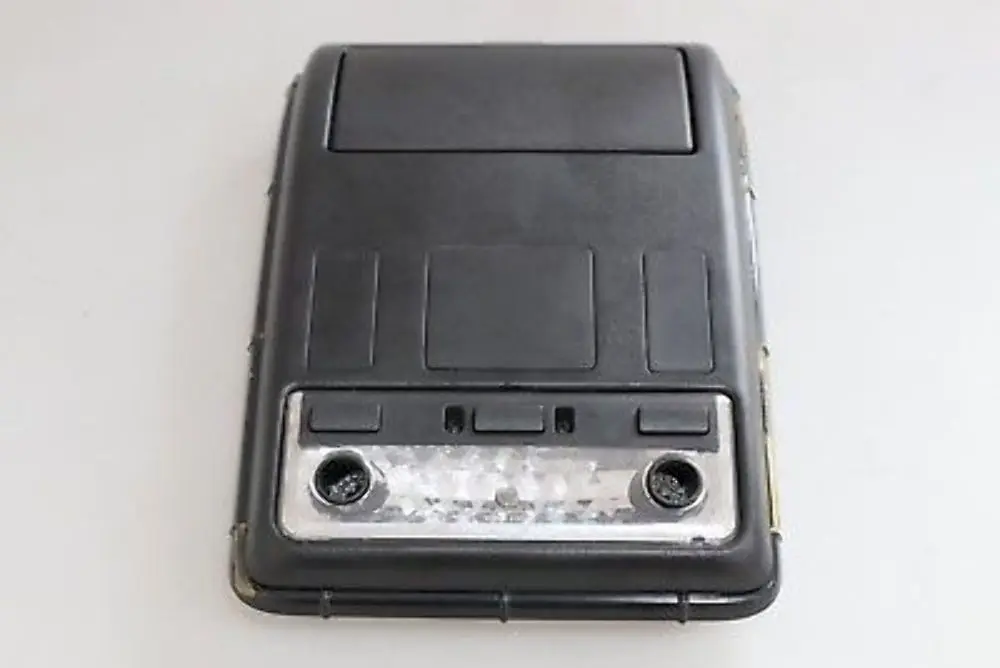 Front Interior Roof Light Panel With Sunglasses Holder Black to BMW X5 Series E53 with Part number 8258061 BMW X5 Series E53 Front Interior Roof Light Panel With Sunglasses Holder Black - SKU 8258061 - Part number 8258061