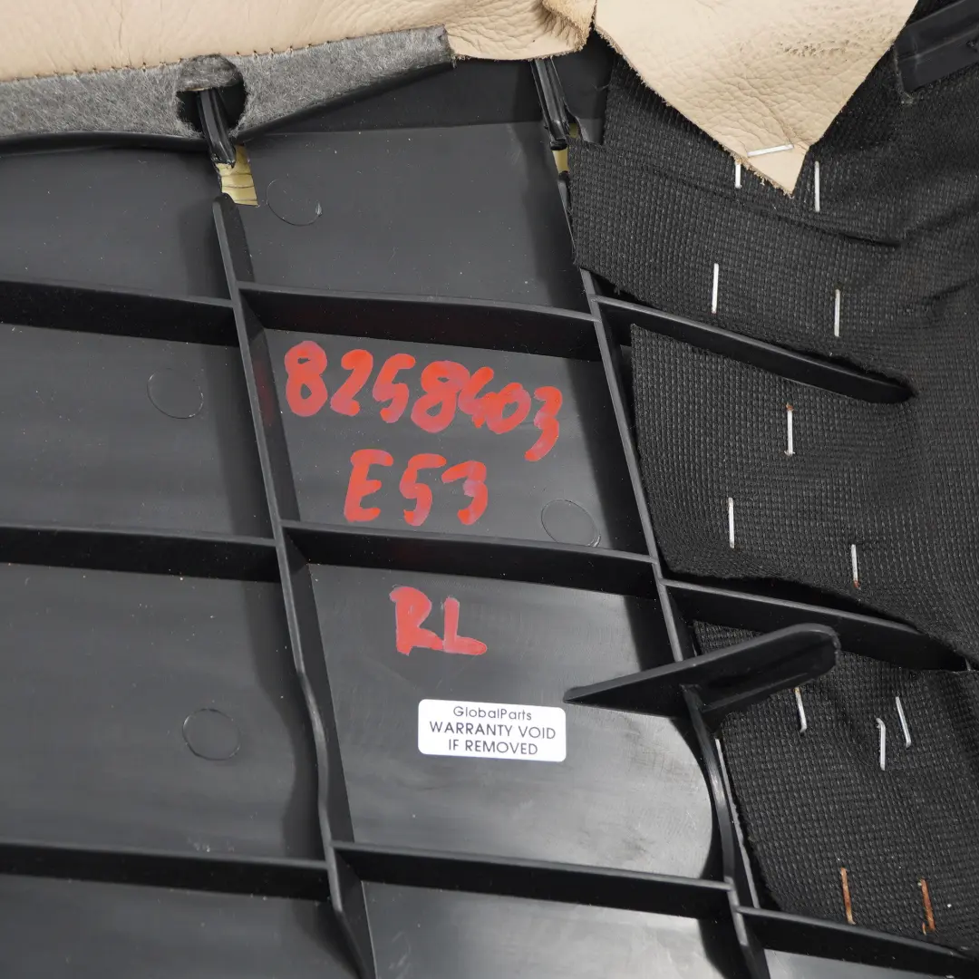 Beige Cuero Asiento Lateral Panel Tapa Trasera Izquierda para BMW E53 con número de pieza 8258403 BMW E53 Beige Cuero Asiento Lateral Panel Tapa Trasera Izquierda - SKU 8258403 - Número de pieza 8258403