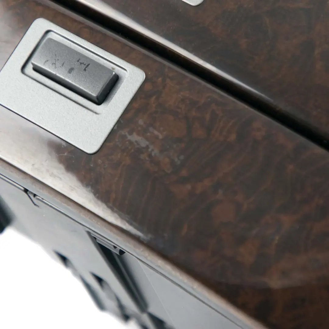 Tableau Bord BMW E65 E66 E67 Tiroir Support Tableau De Bord Esche Dunkel pour à propos du numéro de pièce 8261060 Tableau Bord BMW E65 E66 E67 Tiroir Support Tableau De Bord Esche Dunkel - SKU 8261060-4 - Numéro de pièce 8261060