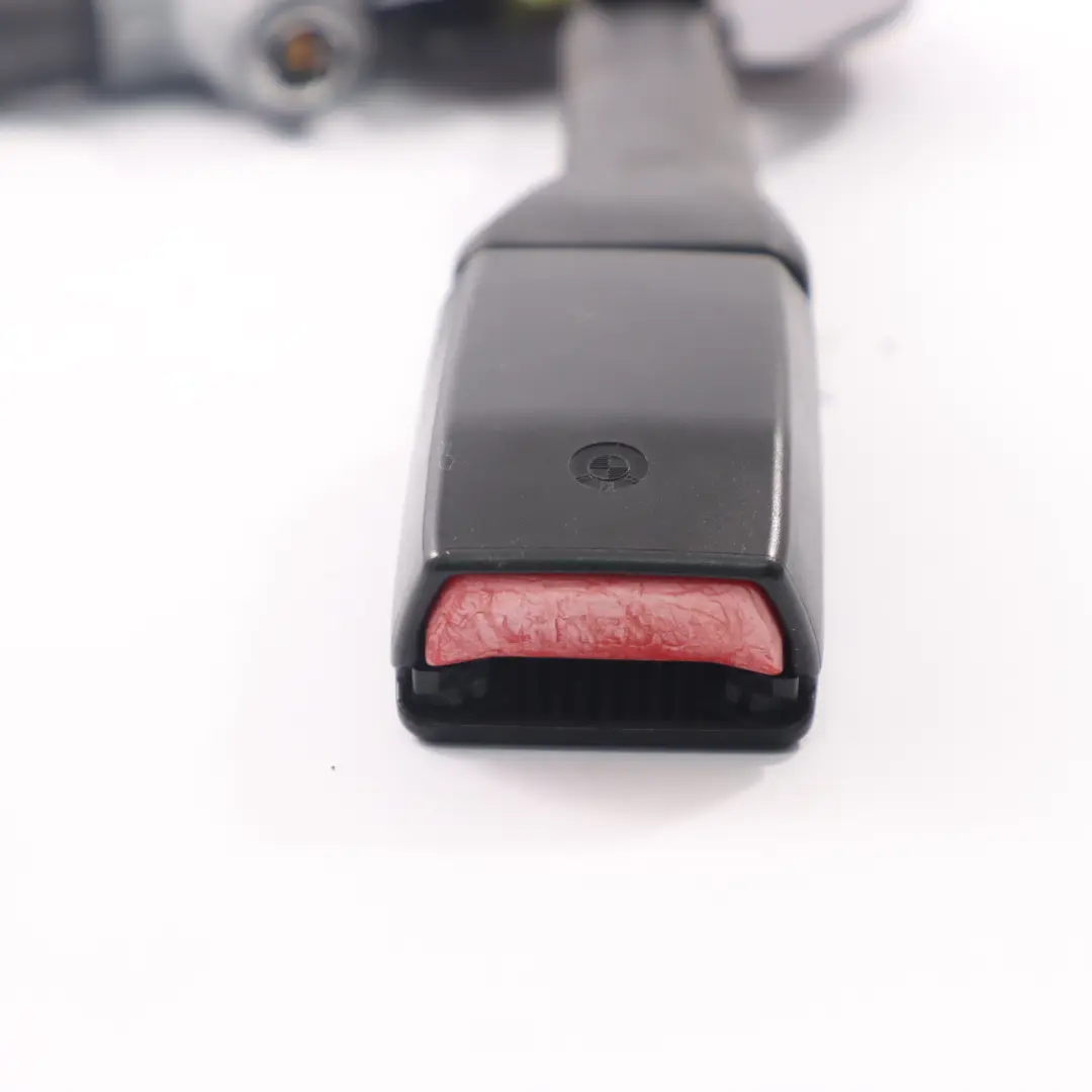 Belt Buckle BMW E38 E39 Tensioner Lower Belt Front Left N/S to Seat with Part number 8261085 Seat Belt Buckle BMW E38 E39 Tensioner Lower Belt Front Left N/S - SKU 8261085 - Part number 8261085