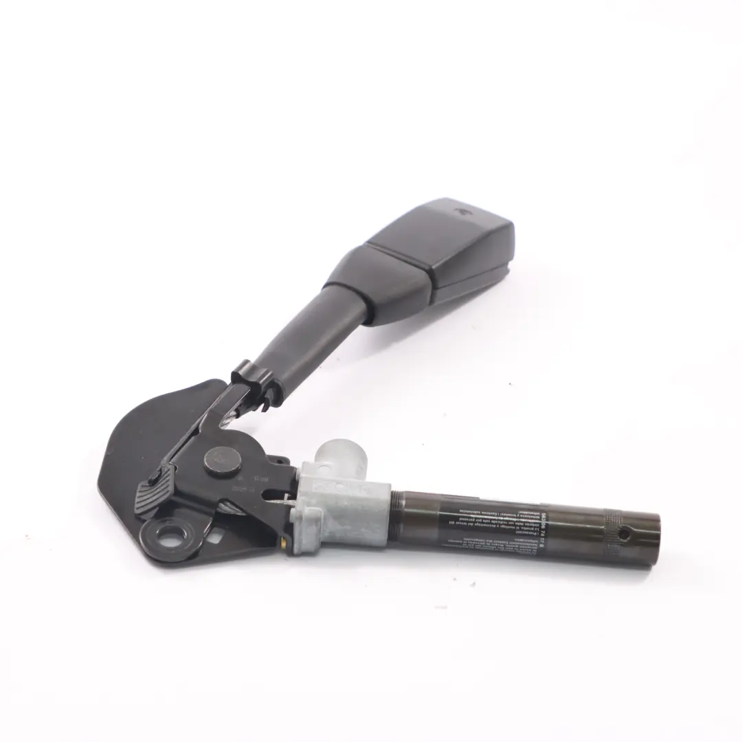 Fibbia cintura di sicurezza BMW E38 E39 inferiore anteriore sinistra per con numero di parte 8261085 Fibbia cintura di sicurezza BMW E38 E39 inferiore anteriore sinistra - SKU 8261085 - Numero di parte 8261085