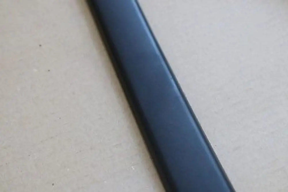 bdeckung Fensterrahmen rechts für BMW 3 er E46 mit Teilenummer 8262718 BMW 3 er E46 bdeckung Fensterrahmen rechts - SKU 8262718 - Teilenummer 8262718
