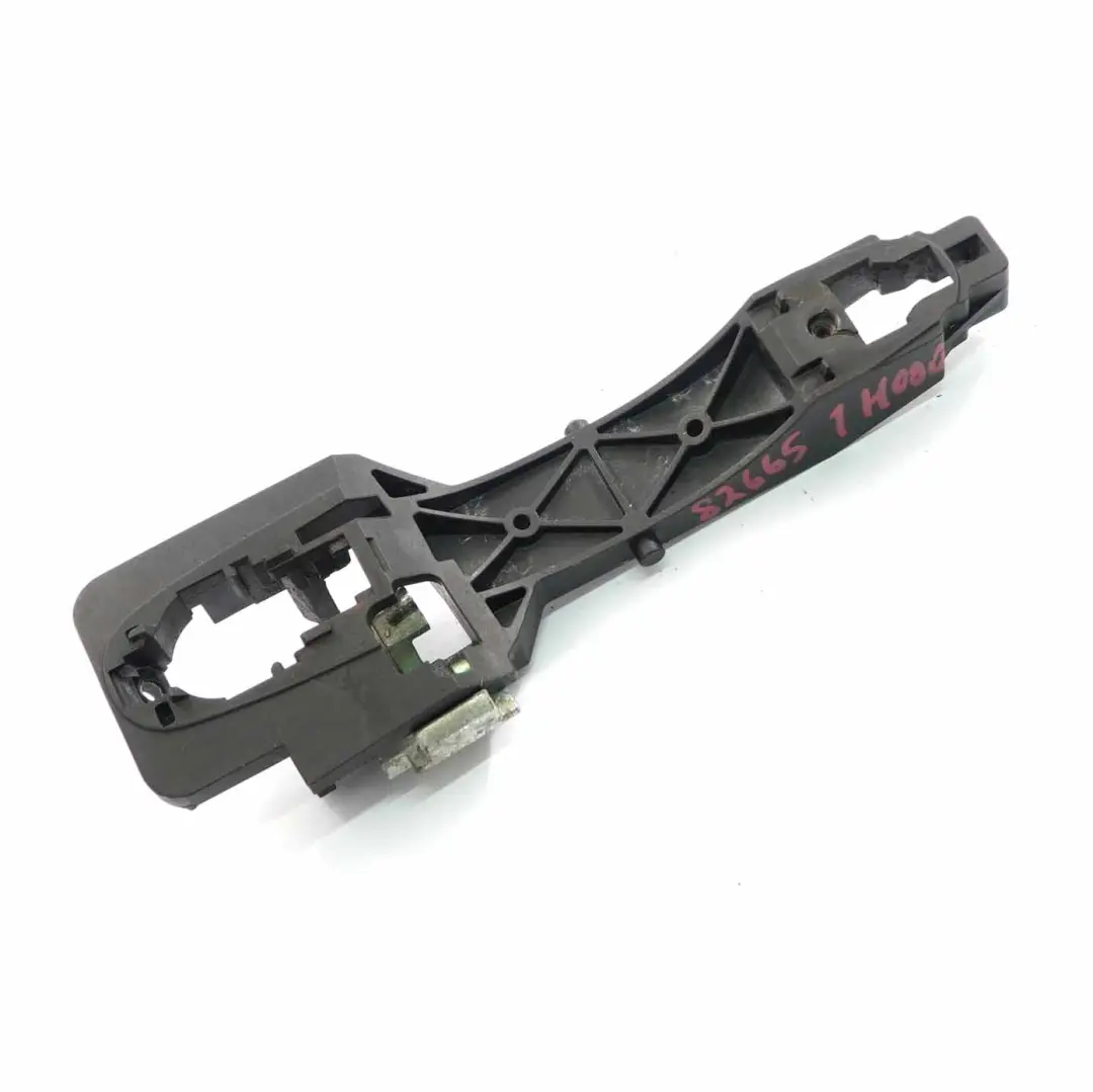 Kia Ceed 1 Door Handle Base Front Rear Right O/S Grab Carrier - SKU 826651H000 - Part number 826651H000