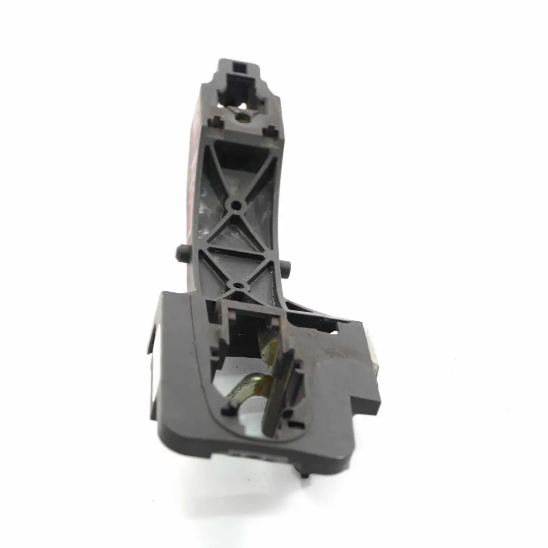 Mk1 Door Handle Base Front Grab Carrier Rear Right O/S to Kia Ceed with Part number 826651H000 Kia Ceed Mk1 Door Handle Base Front Grab Carrier Rear Right O/S - SKU 826651H000 - Part number 826651H000