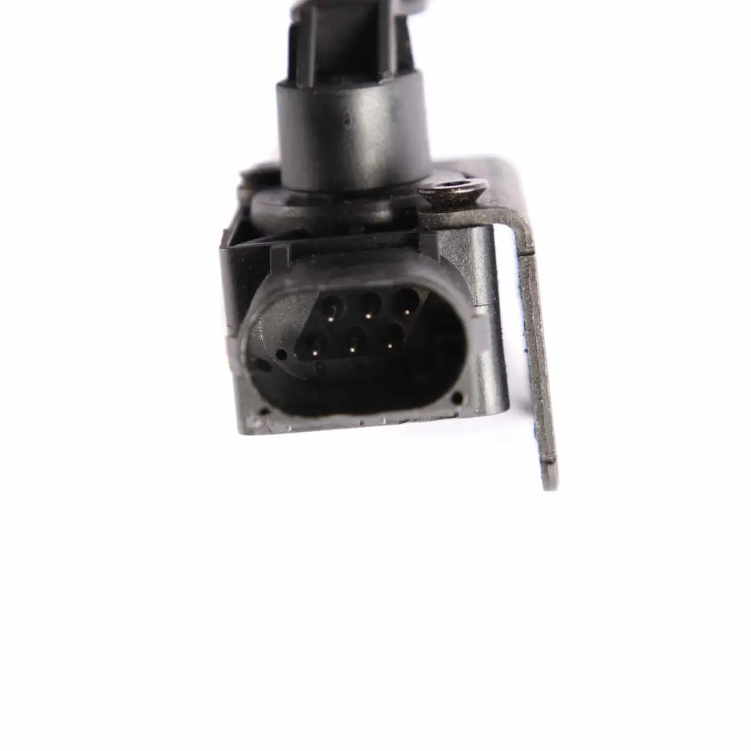 Sensor posición capota convertible para BMW E46 E64 con número de pieza 8267936 BMW E46 E64 Sensor posición capota convertible - SKU 8267936 - Número de pieza 8267936