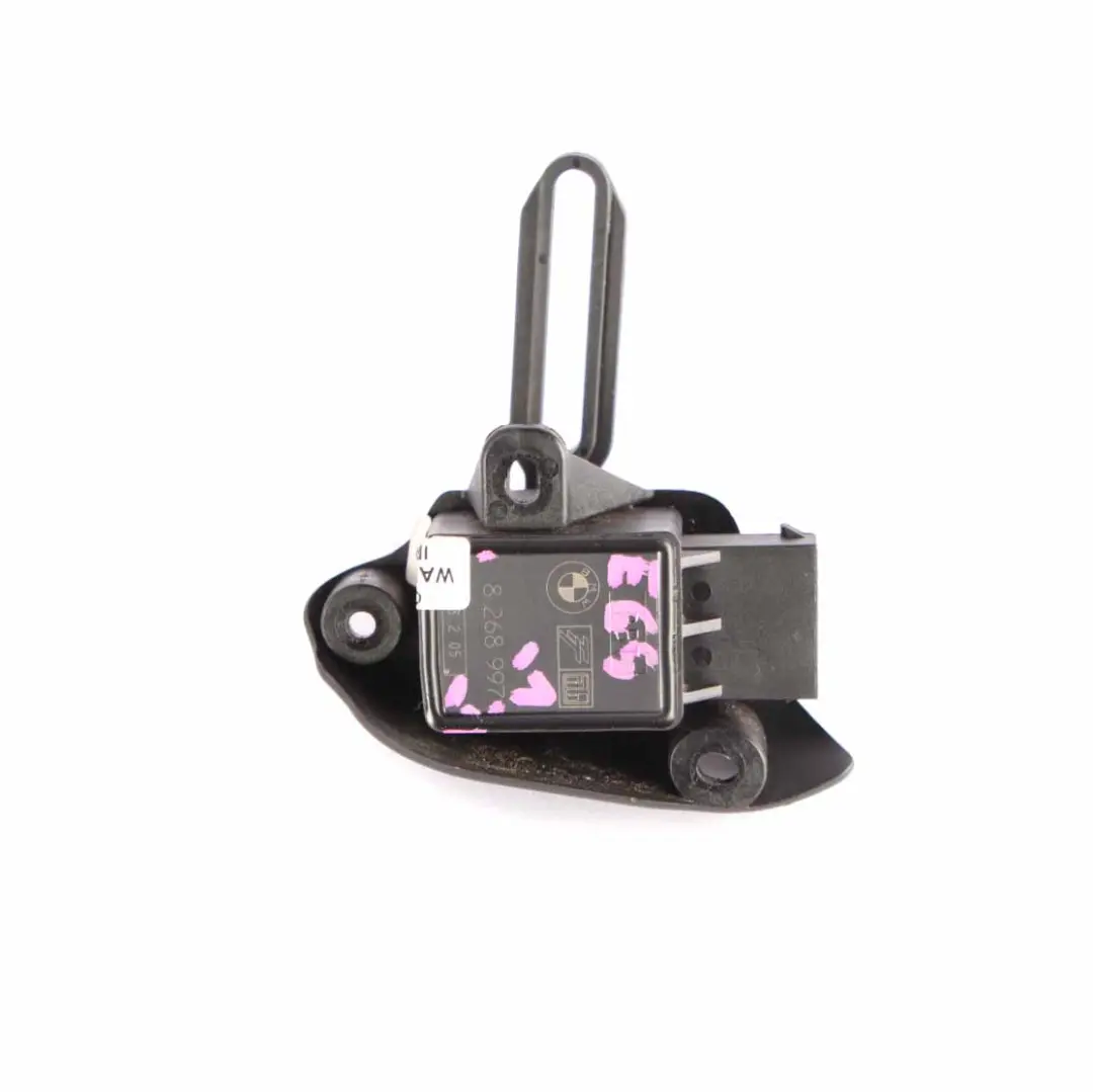 Headlight Control Level Sensor Bracket 1 to BMW E46 E64 with Part number 8268997 BMW E46 E64 Headlight Control Level Sensor Bracket 1 - SKU 8268997-1 - Part number 8268997