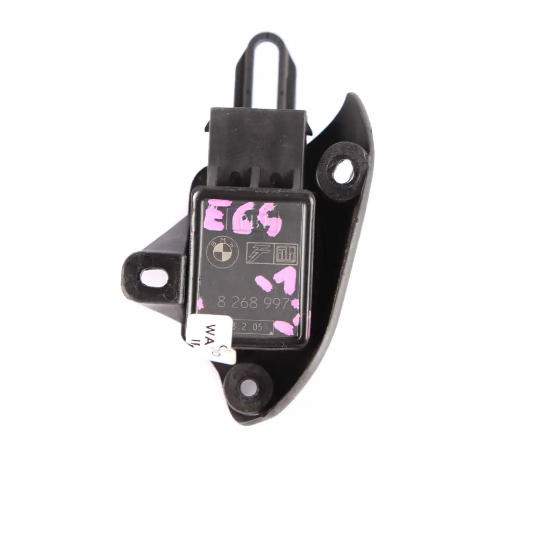 BMW E46 E64 Headlight Control Level Sensor Bracket 1 - SKU 8268997-1 - Part number 8268997