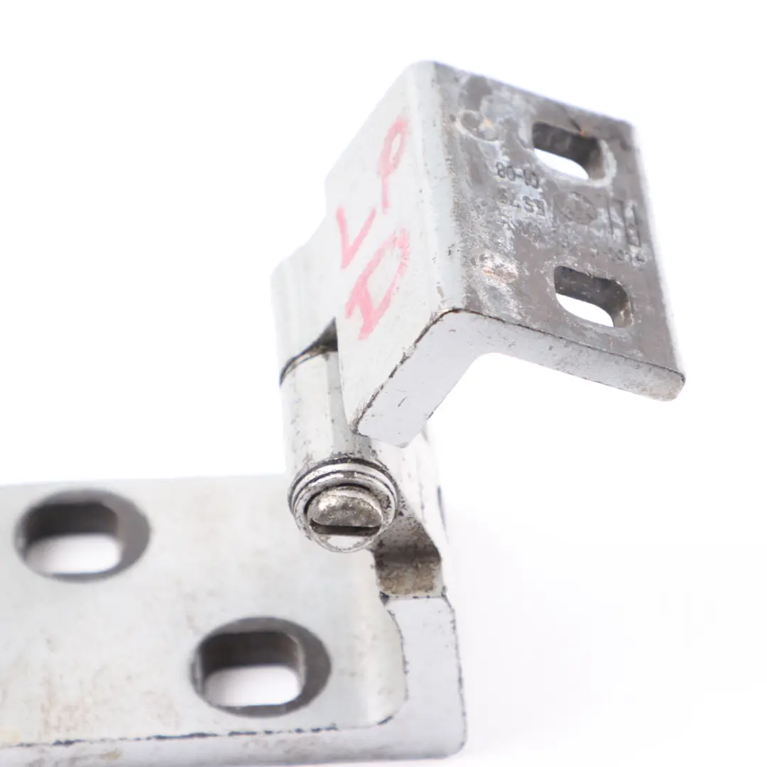 Front Door Hinge Lower Left N/S Titan Silver - 354 8265157 to BMW E53 with Part number 8269837 BMW E53 Front Door Hinge Lower Left N/S Titan Silver - 354 8265157 - SKU 8269837-TS - Part number 8269837