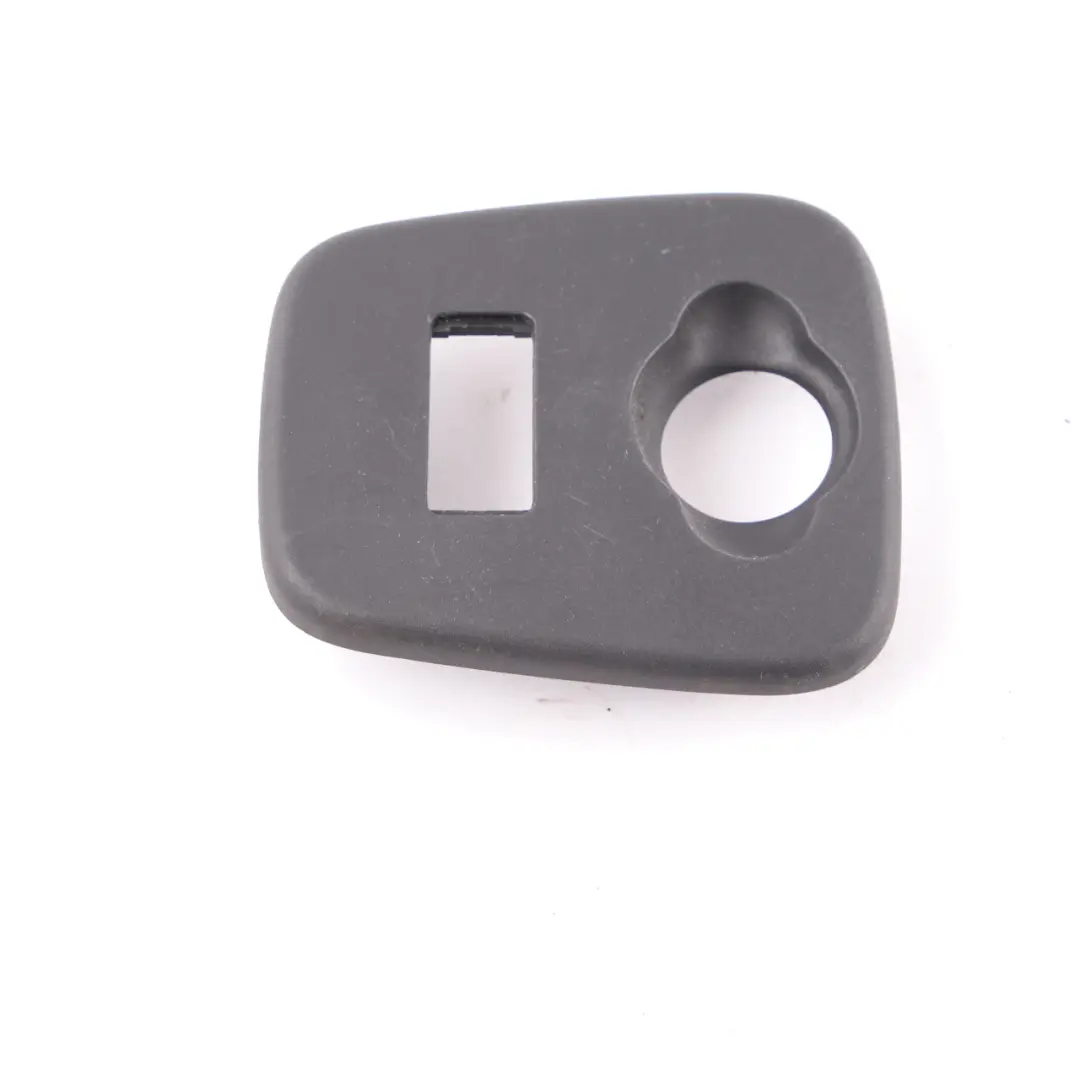  USB Port Abdeckung Mini F56 Stecker Buchse AUX Abdeckung Schw Trim Panel - SKU 8270579 - Teilenummer 8270579