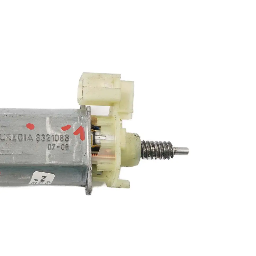 Attuatore Regolazione Altezza Sedile Anteriore Sinistro N/S per BMW E60 E61 con numero di parte 8321086 BMW E60 E61 Attuatore Regolazione Altezza Sedile Anteriore Sinistro N/S - SKU 8321086-1 - Numero di parte 8321086