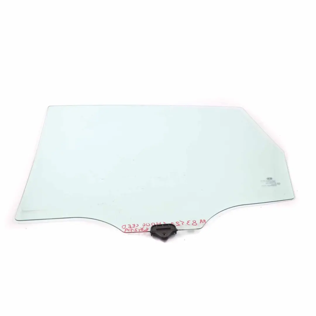 Vitrage Porte Arrière Droite Vert Vitrage AS2 pour Kia Ceed à propos du numéro de pièce 834211H000 Kia Ceed Vitrage Porte Arrière Droite Vert Vitrage AS2 - SKU 834211H000 - Numéro de pièce 834211H000