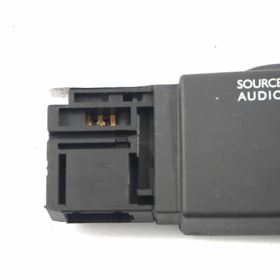 Braccio per interruttore a pedale radiocomandato per Renault Trafic 3 con numero di parte 83450084 Renault Trafic 3 Braccio per interruttore a pedale radiocomandato - SKU 83450084 - Numero di parte 83450084