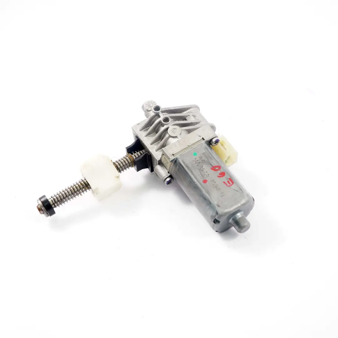 BMW E60 Actuador Ajuste Ángulo Motor Asiento Derecha Memoria E65 X5 E70 - SKU 8348035 - Número de pieza 8348035