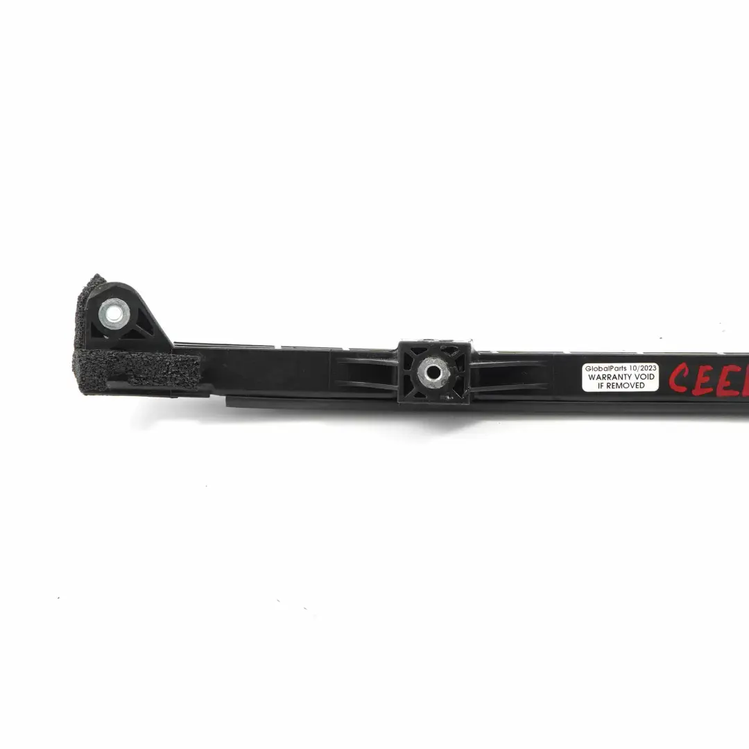 Kia Ceed I ED Window Trim Cover Rear Door Right O/S Guide Channel 835451H000 - SKU 83545-1H000 - Part number 83545-1H000