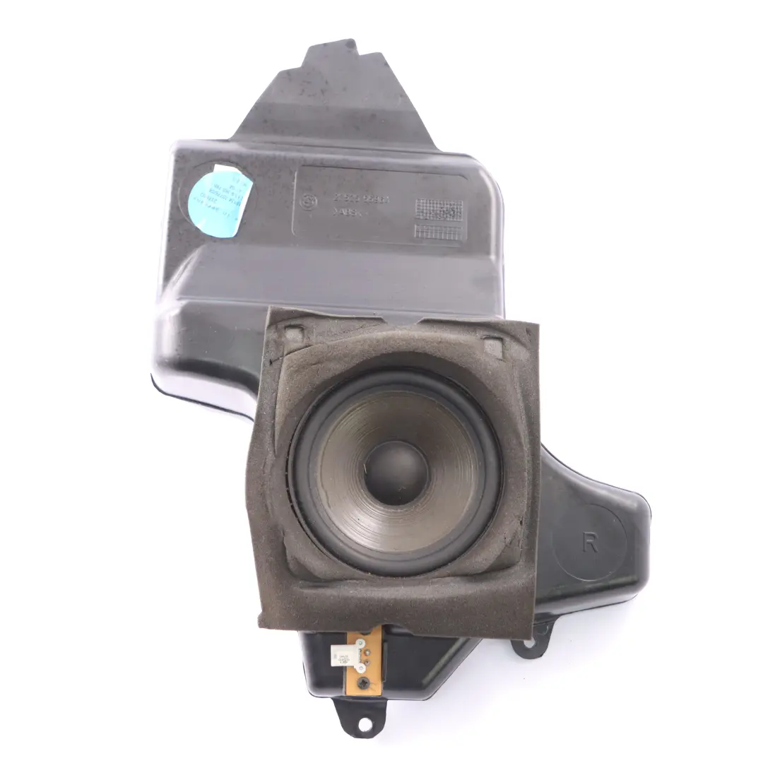 Speaker Loudspeaker HiFi System Right O/S to BMW E39 Rear with Part number 8360788 BMW E39 Rear Speaker Loudspeaker HiFi System Right O/S - SKU 8360788 - Part number 8360788