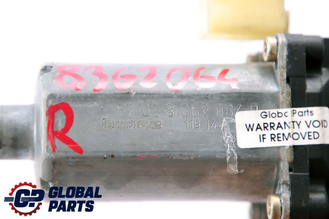 Trazione Alzacristalli Destra per BMW X5 Z4 E39 E53 con numero di parte 8362064 BMW X5 Z4 E39 E53 Trazione Alzacristalli Destra - SKU 8362064 - Numero di parte 8362064