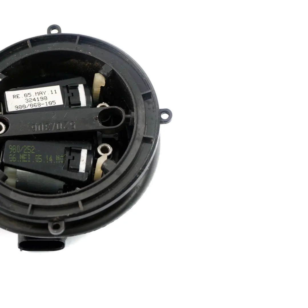 Attuatore Motore Specchio Destro per BMW 3 7 X3 Serie E46 E65 E66 E83 con numero di parte 8362422 BMW 3 7 X3 Serie E46 E65 E66 E83 Attuatore Motore Specchio Destro - SKU 8362422 - Numero di parte 8362422