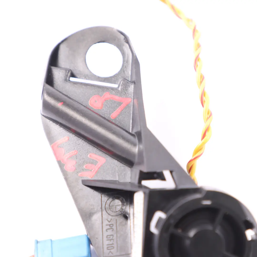 Altoparlante BMW E39 Porta anteriore sinistra HiFi Altoparlante Tweeter per con numero di parte 8362529 Altoparlante BMW E39 Porta anteriore sinistra HiFi Altoparlante Tweeter - SKU 8362529 - Numero di parte 8362529