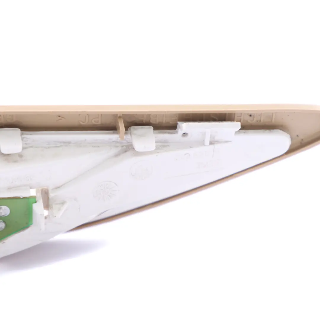  Luz Interior BMW E39 Luz de Lectura Trasera Derecha Beige - SKU 8363610 - Número de pieza 8363610