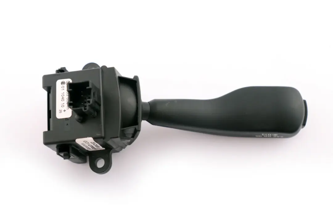 Columna De Direccion Interruptor Intermitente Stalk para BMW X3 E83 X5 E53 con número de pieza 8363668 BMW X3 E83 X5 E53 Columna De Direccion Interruptor Intermitente Stalk - SKU 8363668 - Número de pieza 8363668