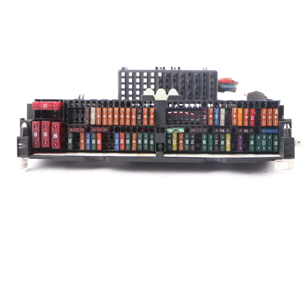 Fuse Box BMW 3 E46 X3 E83 Fuse Distribution Box to with Part number 8364530 Fuse Box BMW 3 E46 X3 E83 Fuse Distribution Box - SKU 8364530-1 - Part number 8364530