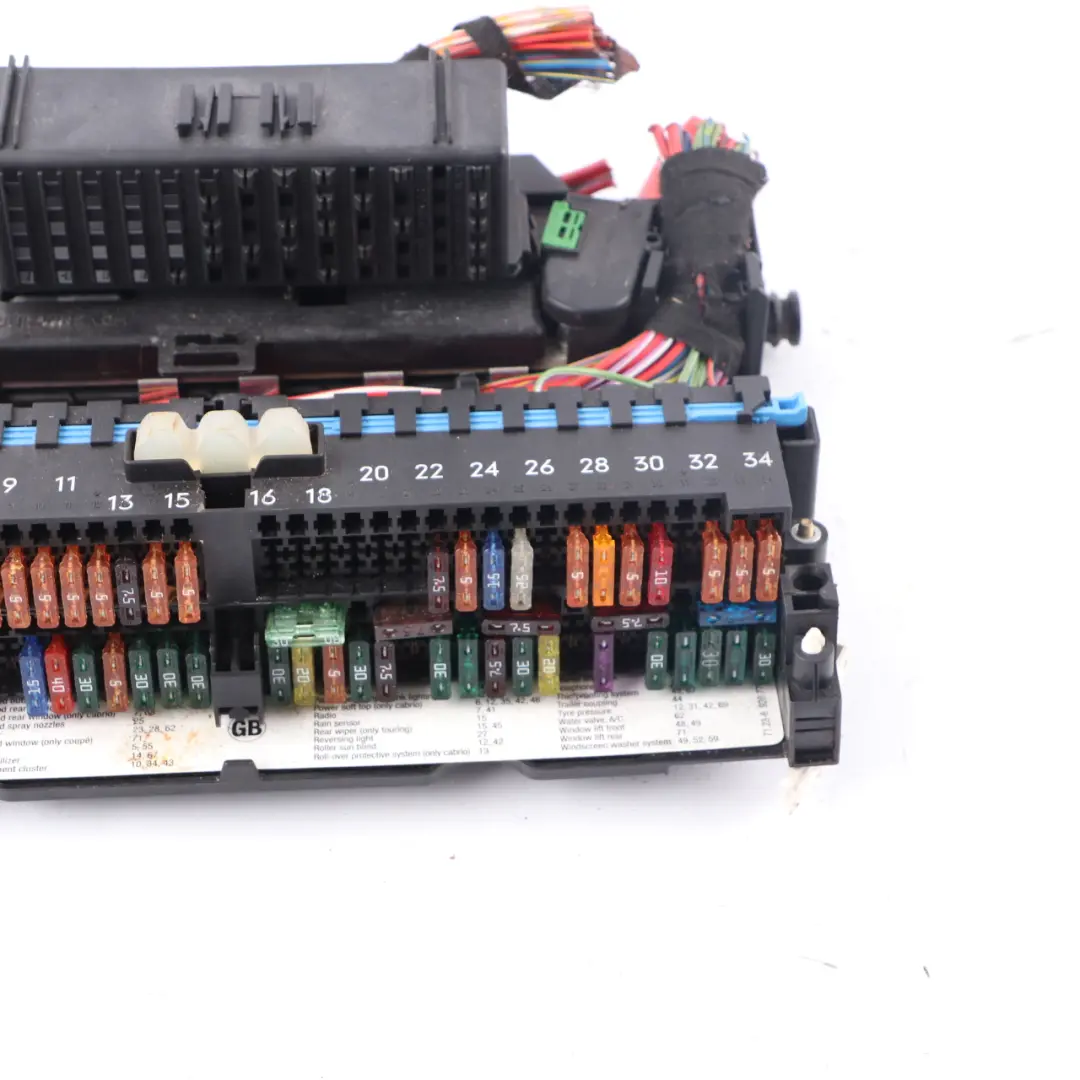 Fuse Box BMW 3 E46 X3 E83 Fuse Distribution Box to with Part number 8364530 Fuse Box BMW 3 E46 X3 E83 Fuse Distribution Box - SKU 8364530-1 - Part number 8364530