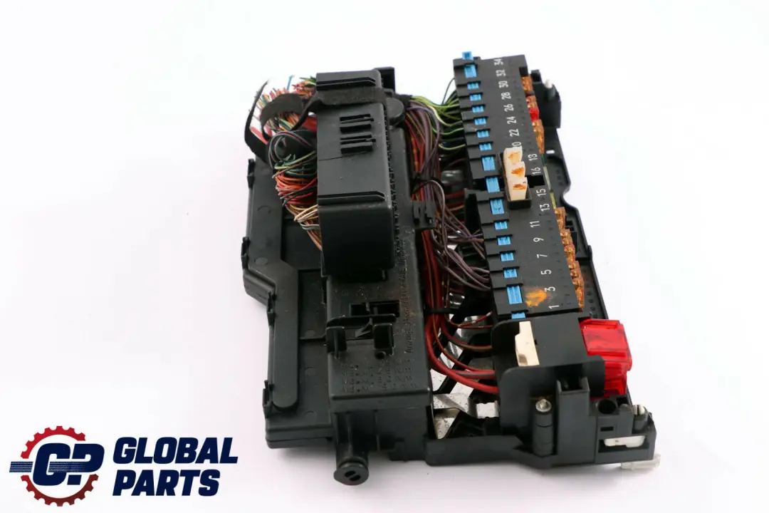 BMW X3 E46 E83 Sicherungsbox - SKU 8364530 - Numero di parte 8364530