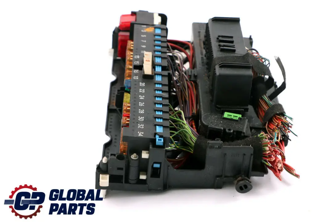 BMW X3 E46 E83 Sicherungsbox - SKU 8364530 - Numero di parte 8364530