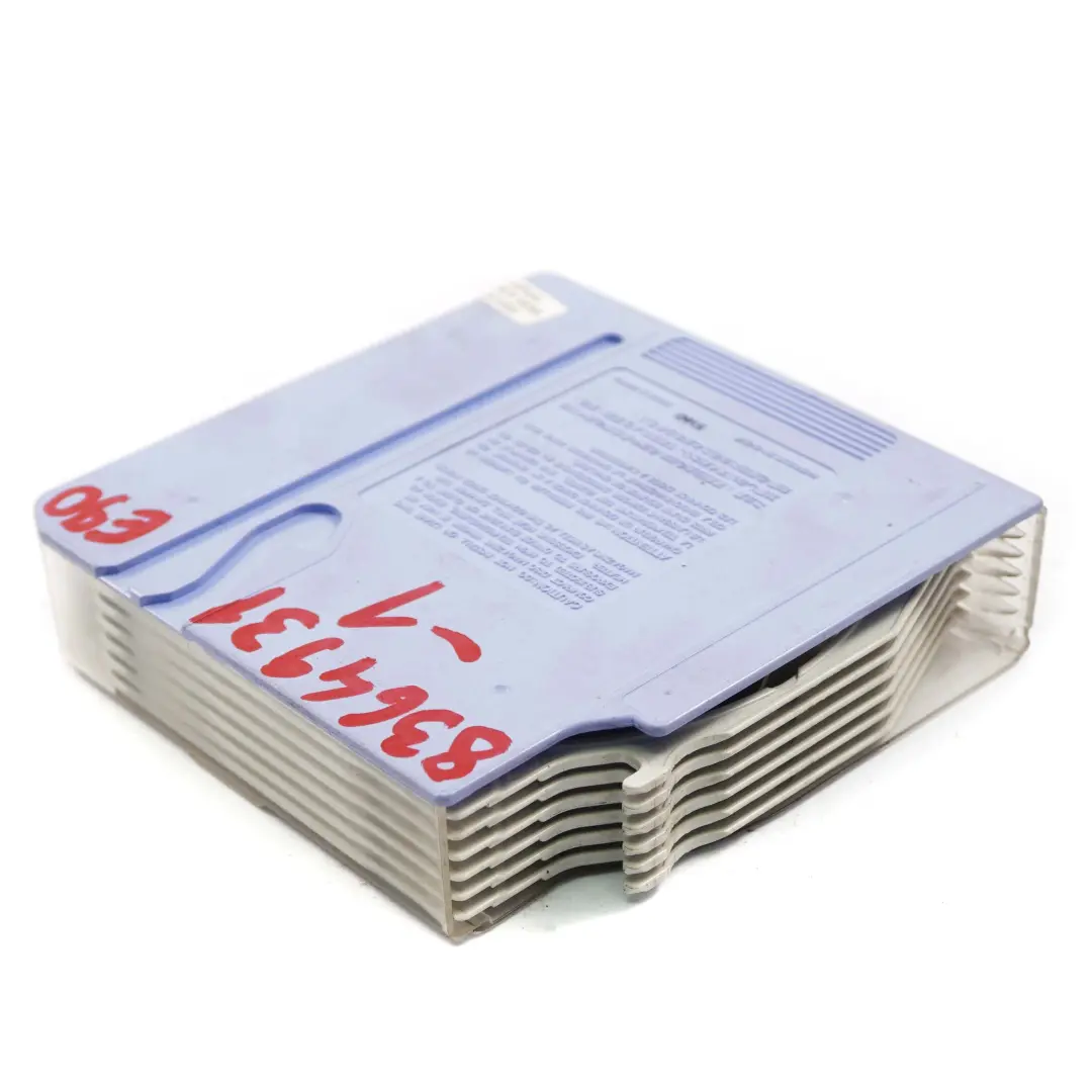 CHM-S630 Zmieniarka magazynek płyt 6 CD do Alpine o numerze 8364931 Alpine CHM-S630 Zmieniarka magazynek płyt 6 CD - SKU 8364931-1 - Numer Części 8364931