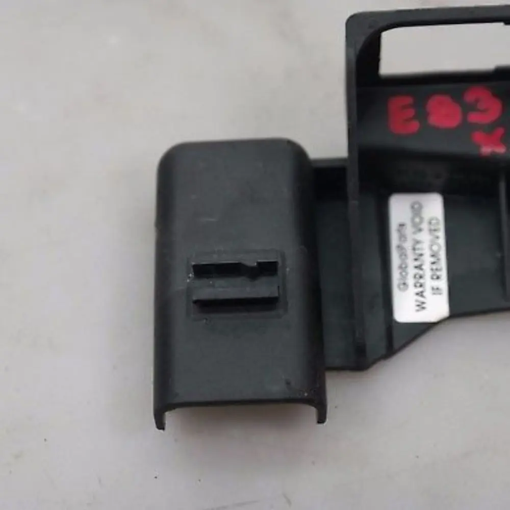 Supporto cavo batteria parti di montaggio B Base per BMW X3 Serie E83 con numero di parte 8367769 BMW X3 Serie E83 Supporto cavo batteria parti di montaggio B Base - SKU 8367769 - Numero di parte 8367769