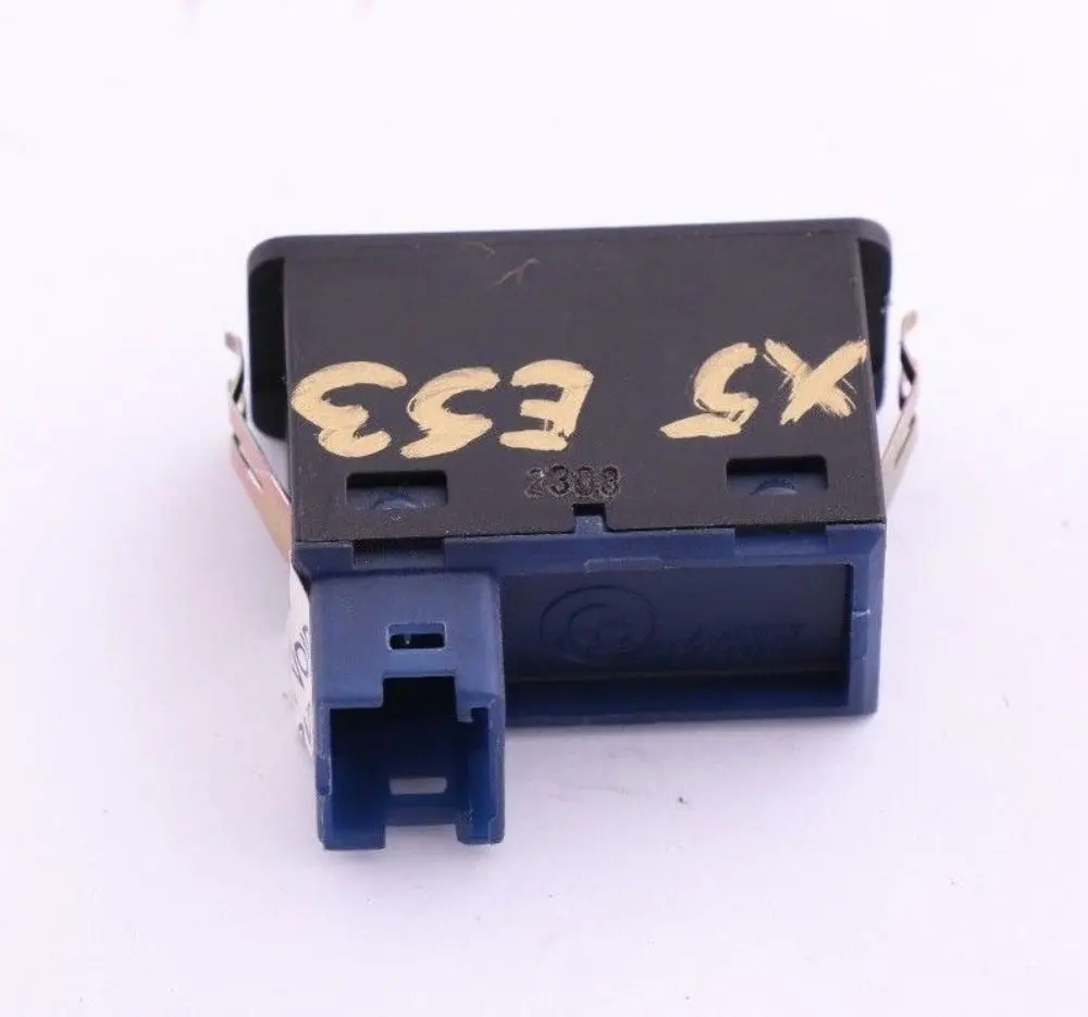 BMW Genuino 7 E38 E53 Enchufe Interruptor Tapa TV - SKU 8368345 - Número de pieza 8368345