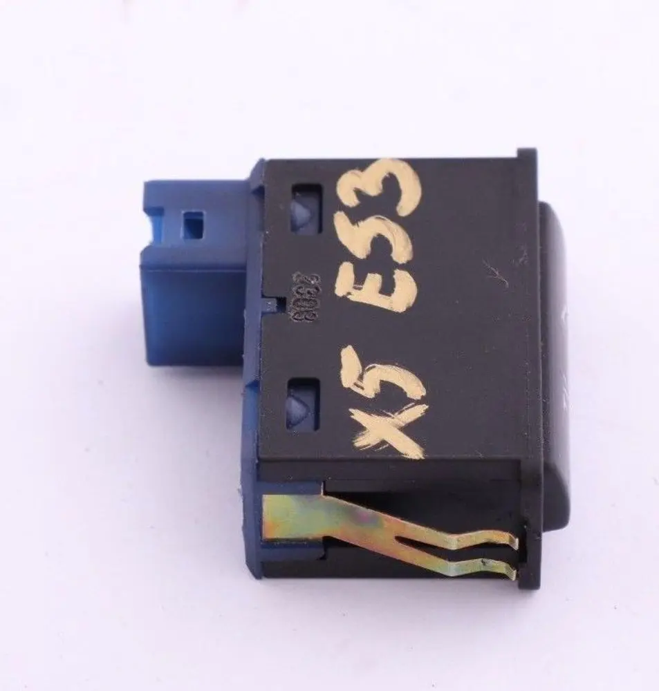 BMW Genuino 7 E38 E53 Enchufe Interruptor Tapa TV - SKU 8368345 - Número de pieza 8368345