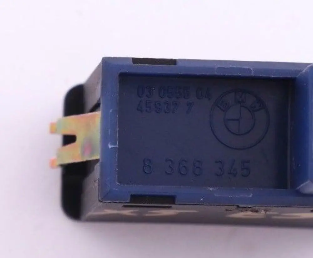 BMW Genuino 7 E38 E53 Enchufe Interruptor Tapa TV - SKU 8368345 - Número de pieza 8368345