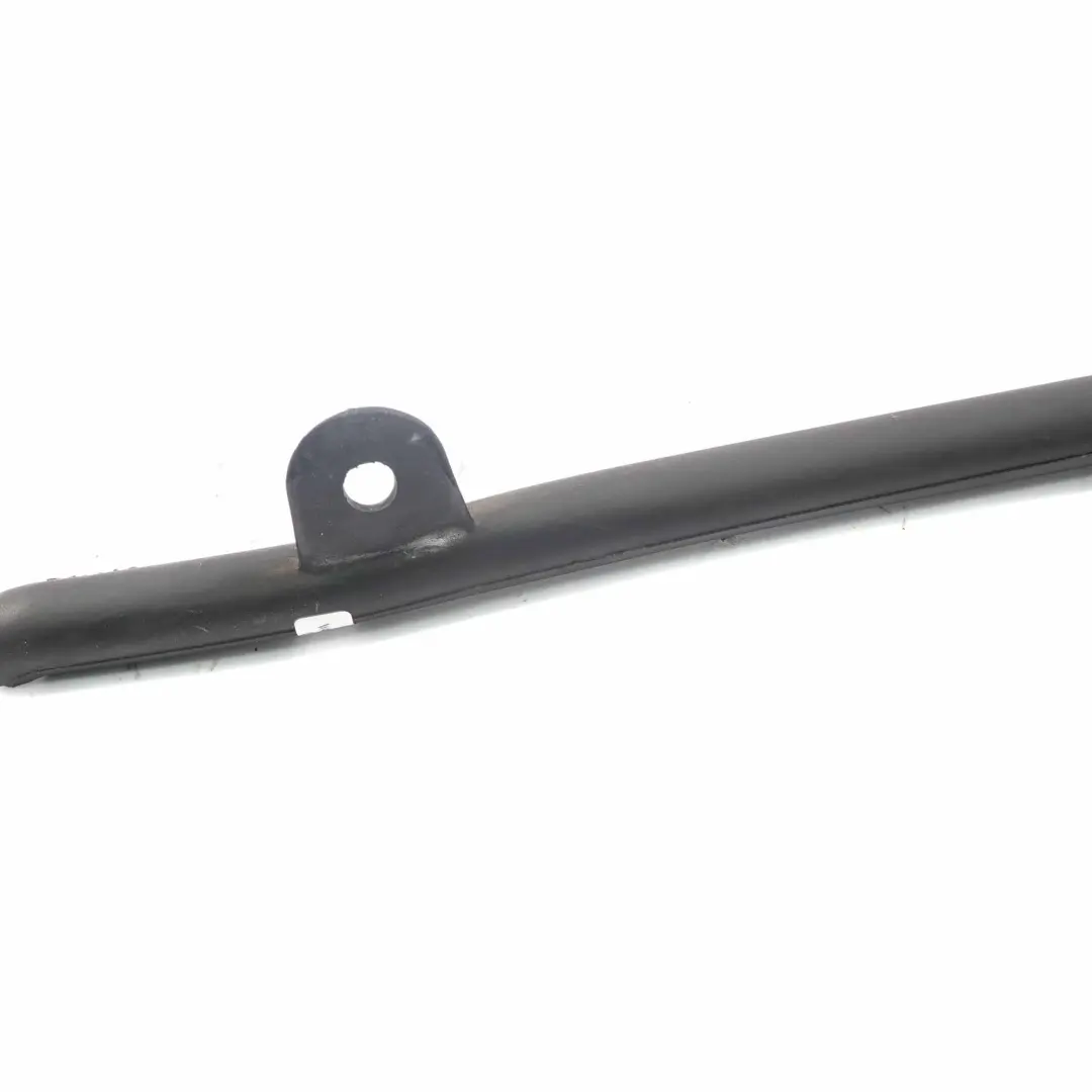 BMW E39 Condensation Water Outlet Hose Right O/S - SKU 8369506 - Part number 8369506