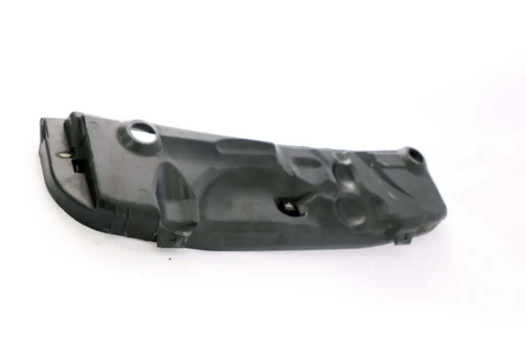 Micro-Filtro Alloggiamento Parte Inferiore Copertura per BMW E46 con numero di parte 8370066 BMW E46 Micro-Filtro Alloggiamento Parte Inferiore Copertura - SKU 8370066 - Numero di parte 8370066