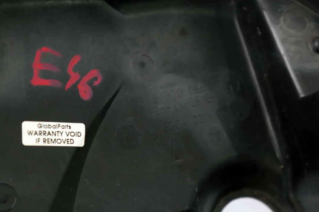 Lower Air Microfilter Cover Housing Part to BMW 3 Series E46 with Part number 8370066 BMW 3 Series E46 Lower Air Microfilter Cover Housing Part - SKU 8370066 - Part number 8370066