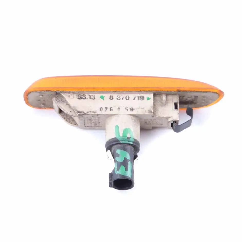 Indicator Lamp Fender Left N/S Side Additional Turn Yellow to BMW E46 with Part number 8370719 BMW E46 Indicator Lamp Fender Left N/S Side Additional Turn Yellow - SKU 8370719 - Part number 8370719