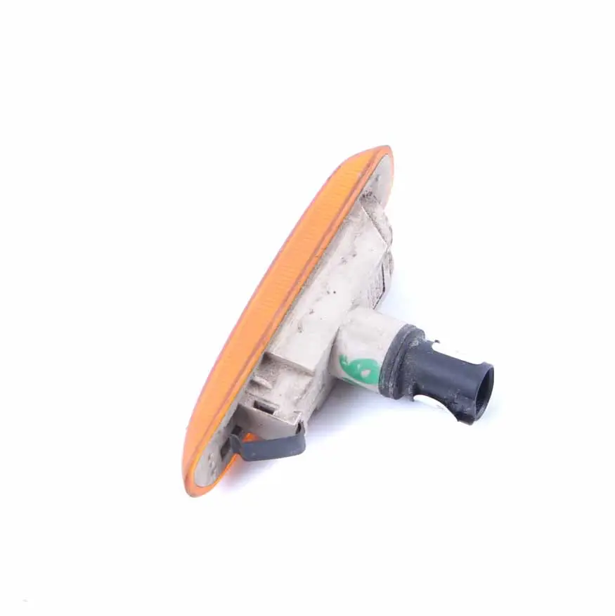 Indicator Lamp Fender Right O/S Side Additional Turn Yellow to BMW E46 with Part number 8370720 BMW E46 Indicator Lamp Fender Right O/S Side Additional Turn Yellow - SKU 8370720 - Part number 8370720