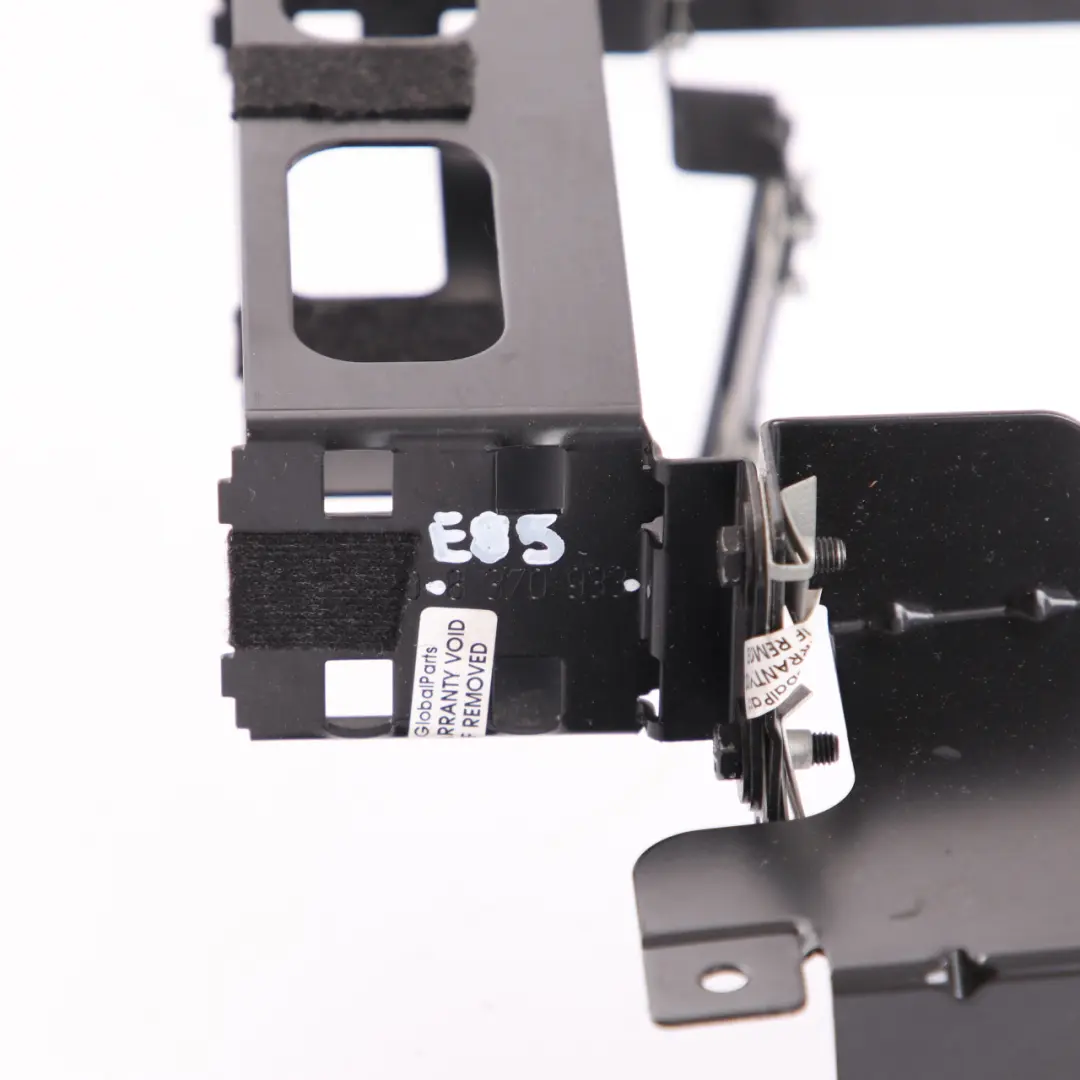 Support Bracket Navigation Computer to BMW 3 5 6 Series E60 E61 E63 E90 with Part number 8370933 BMW 3 5 6 Series E60 E61 E63 E90 Support Bracket Navigation Computer - SKU 8370933 - Part number 8370933