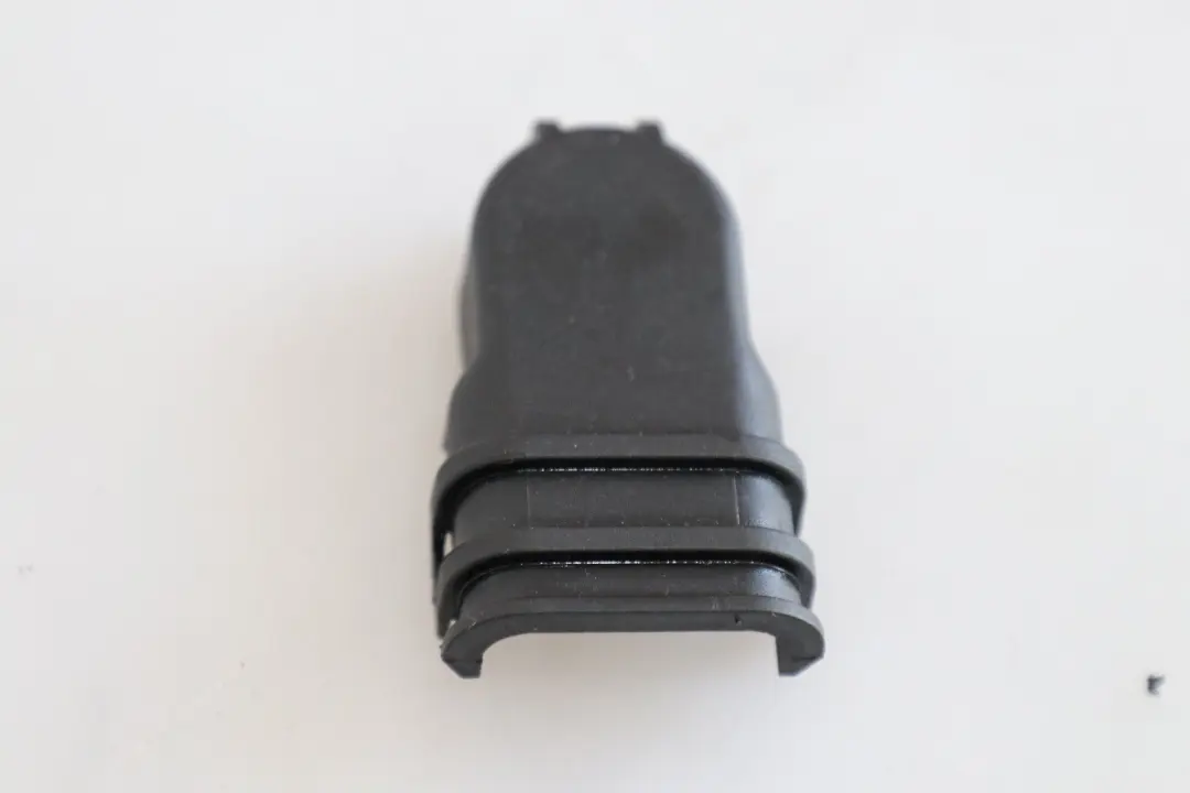 BMW X3 X5 3 7 er E53 E46 E65 E83 E83N Deckel Stützpunkt B Plus 8371016 - SKU 8371017 - Teilenummer 8371017