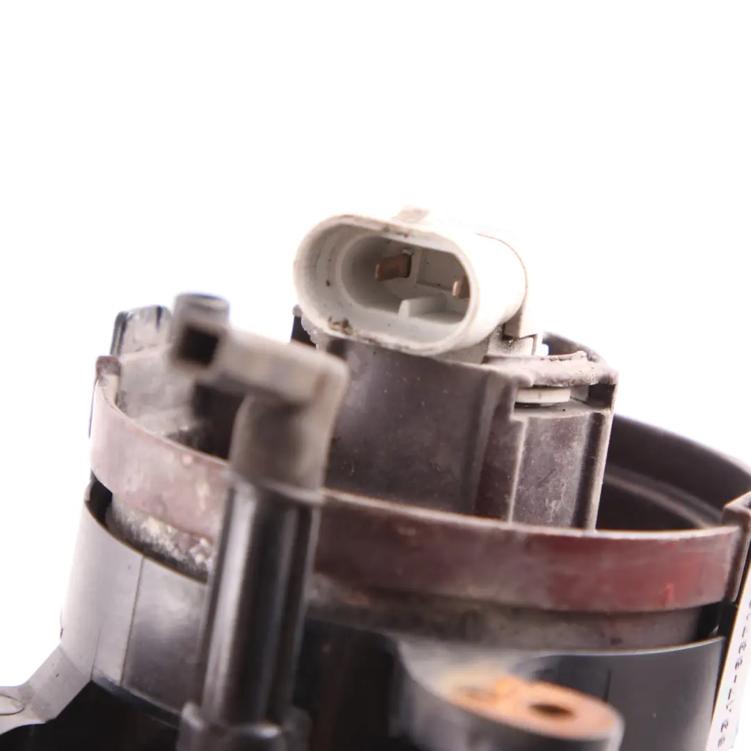 Front Bumper Fog Lamp Light Right O/S to BMW E46 Coupe Convertible with Part number 8371908 BMW E46 Coupe Convertible Front Bumper Fog Lamp Light Right O/S - SKU 8371908 - Part number 8371908