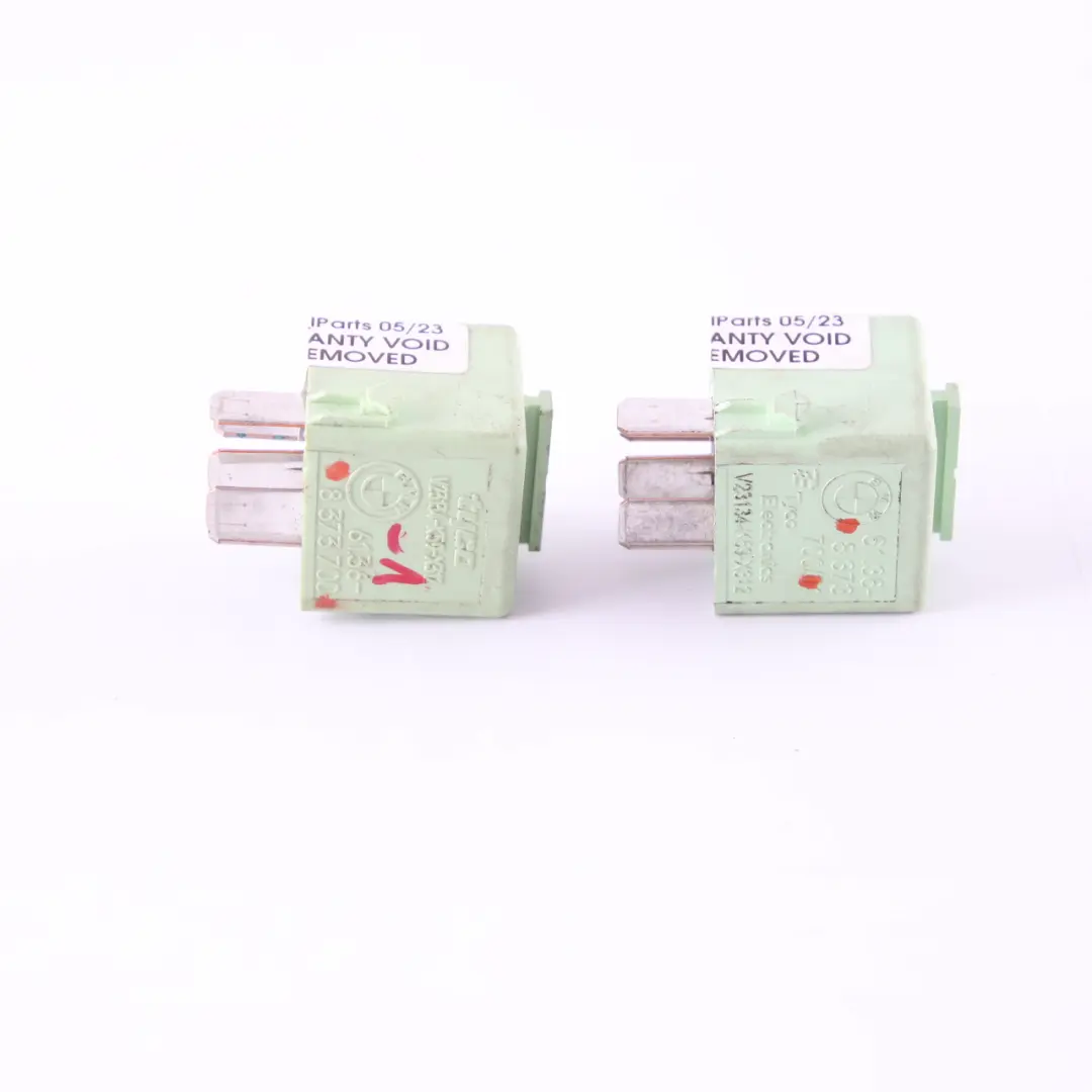 BMW E60 E63 E87 E90 E91 2X Relay Make Contact White Green Set - SKU 8373700-1 - Part number 8373700