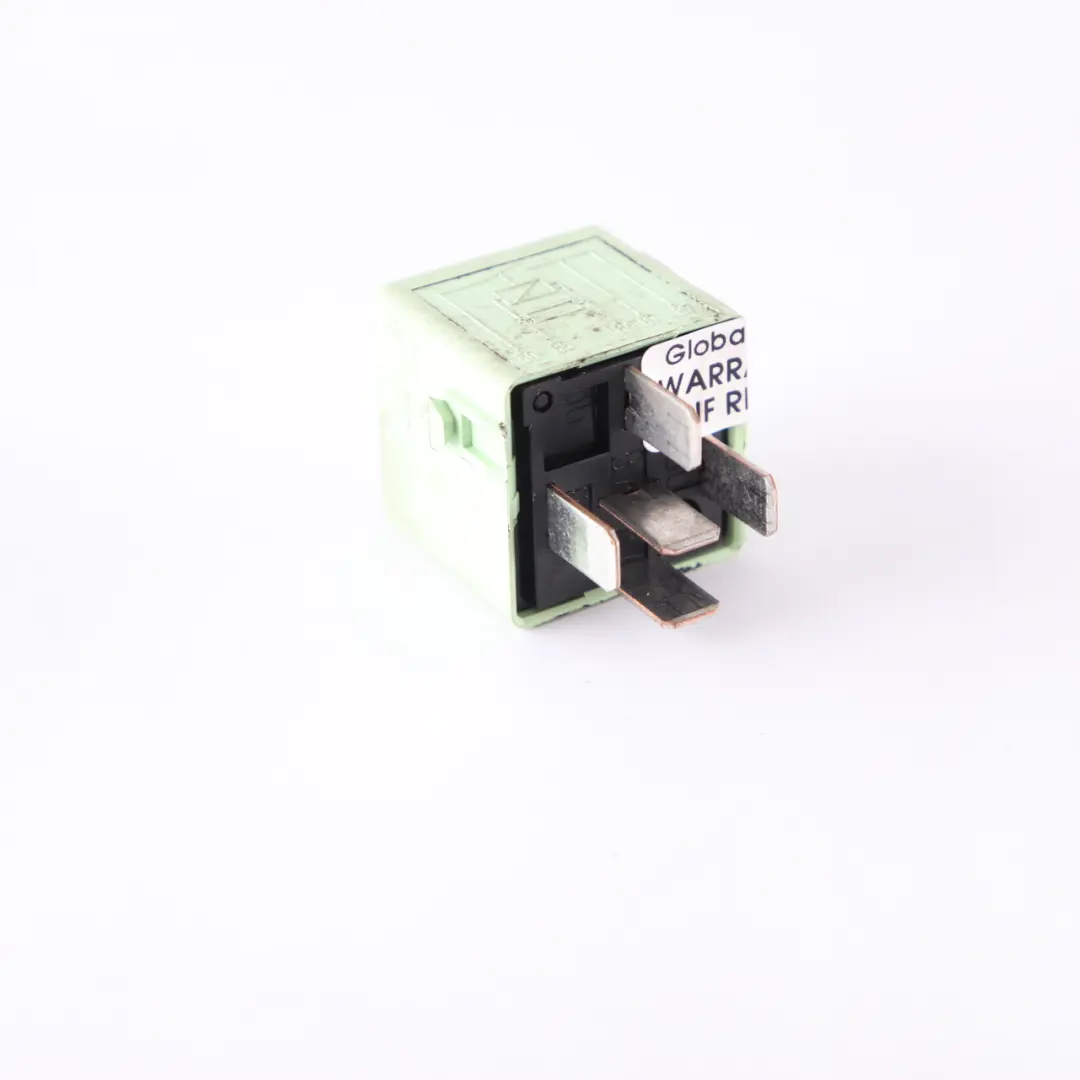BMW E60 E63 E87 E90 E91 2X Relais Schließer Weiß Grün Satz - SKU 8373700-1 - Teilenummer 8373700