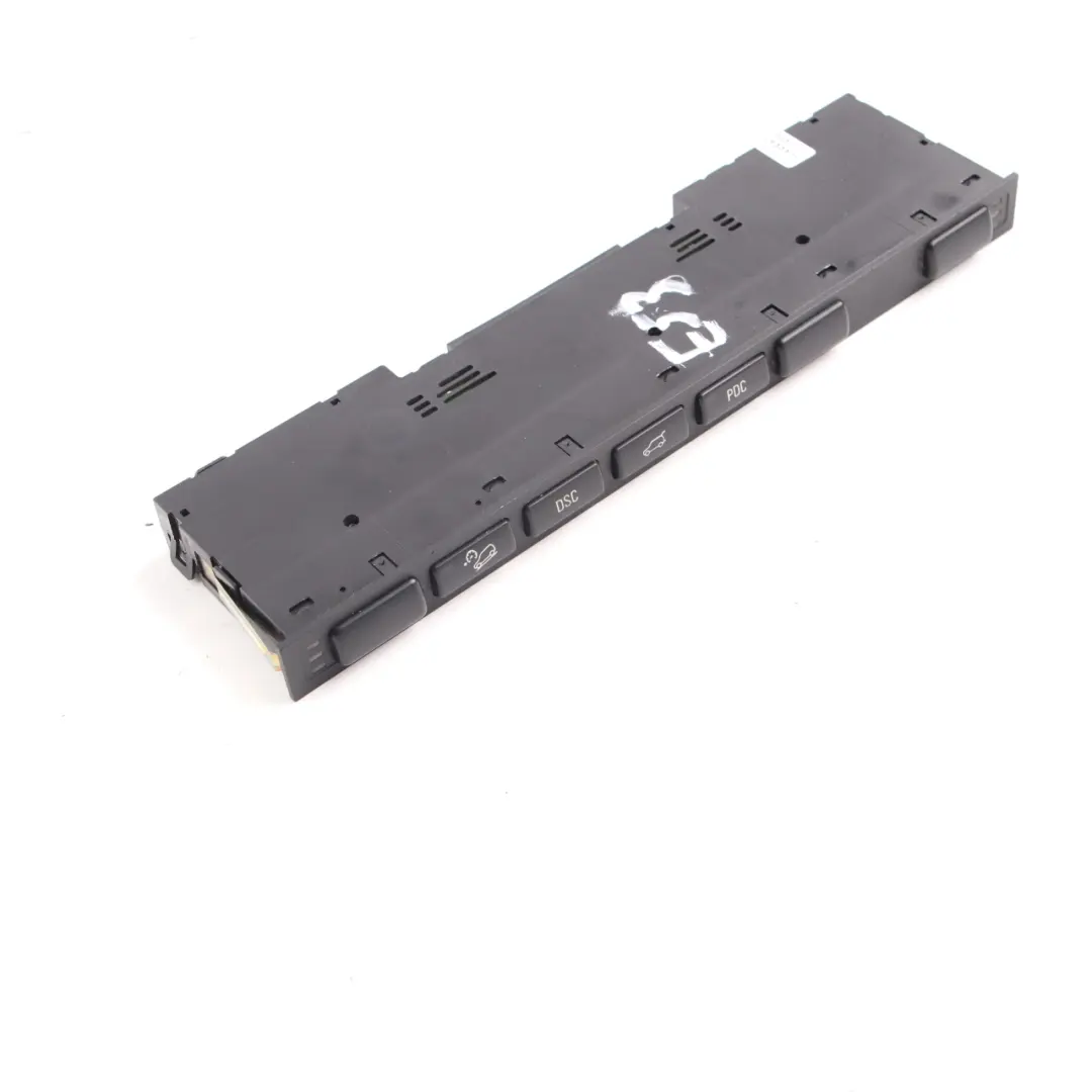 Schaltzentrum Mittelkonsole PDC DSC 6131 für BMW X5 er E53 mit Teilenummer 8373740 BMW X5 er E53 Schaltzentrum Mittelkonsole PDC DSC 6131 - SKU 8373740 - Teilenummer 8373740