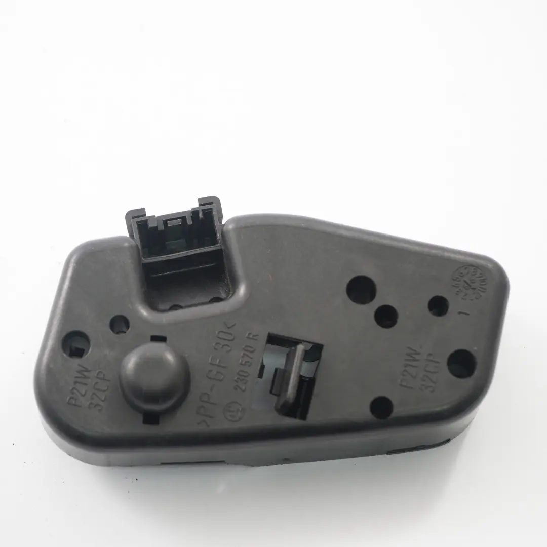 BMW E46 Glühbirnen halter hinten rechts Kofferraum klappe Lampen fassung - SKU 8374808 - Teilenummer 8374808